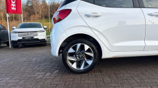 Hyundai i10 1.0 Advance 5dr Petrol Hatchback